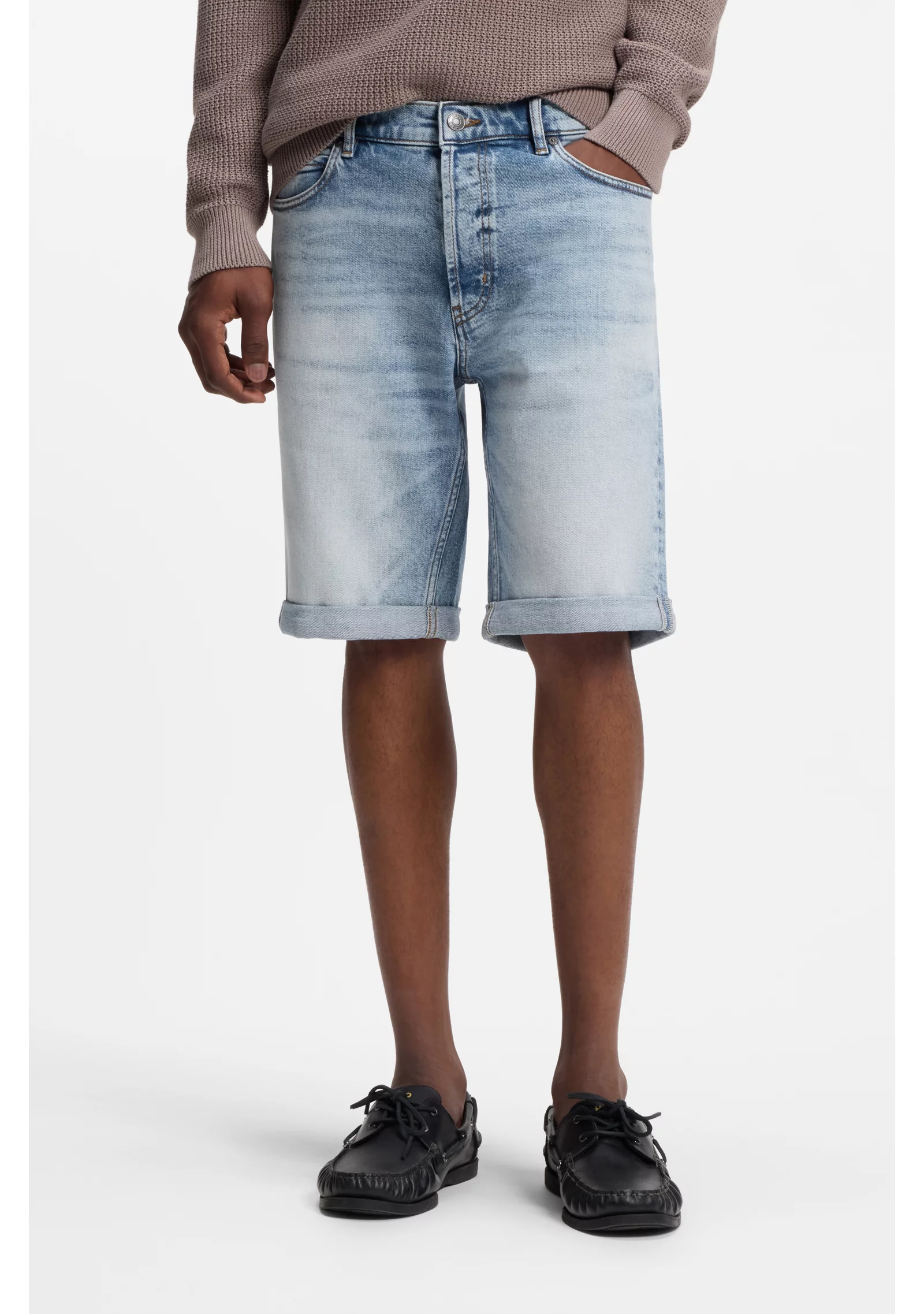 hbeu50556163_439_350 Tapered-fit shorts in bright-blue stretch denim - Image 1