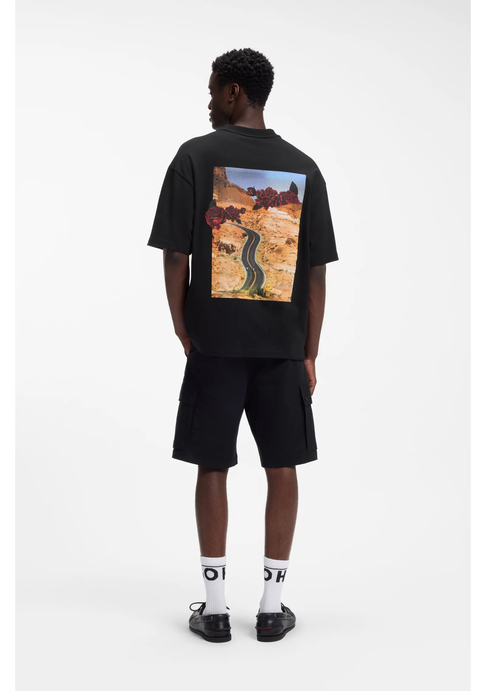 hbeu50564642_001_360 Oversized-fit cotton T-shirt with biker and roses graphic - Image 1