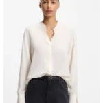 Regular-fit blouse in sandwashed silk with adjustable cuffs