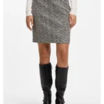 Slim-fit pencil skirt with herringbone pattern