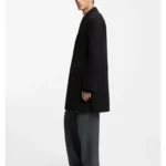 Slim-fit coat with three-button closure