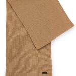Knitted scarf in virgin wool with logo detail, Beige