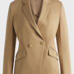 Slim-fit blazer with zipped pockets, Beige