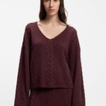 V-neck sweater with cable structure, Dark Red
