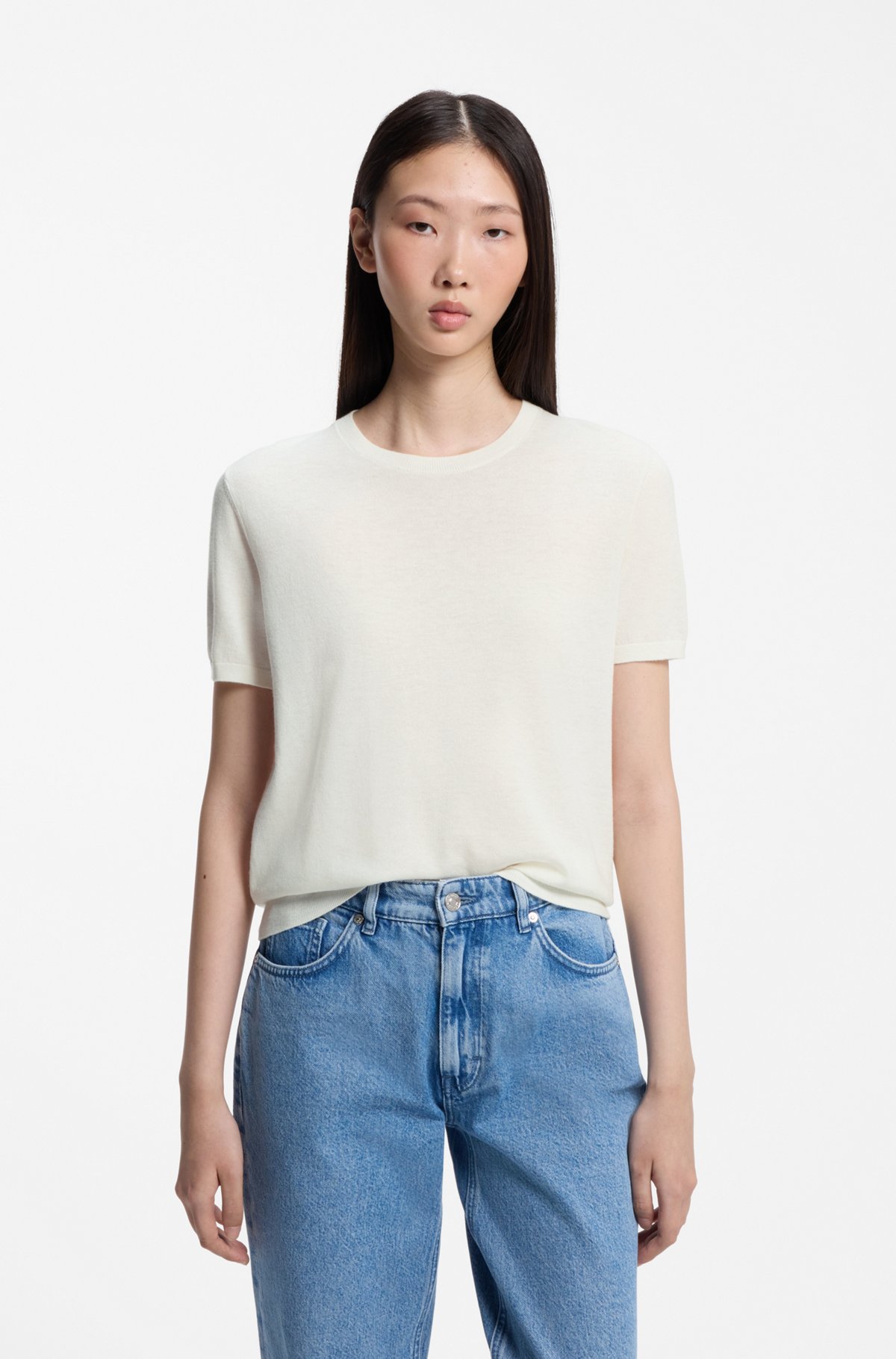 hbeu50570088_128-1 Short-sleeved sweater in a wool-cashmere blend, Natural
